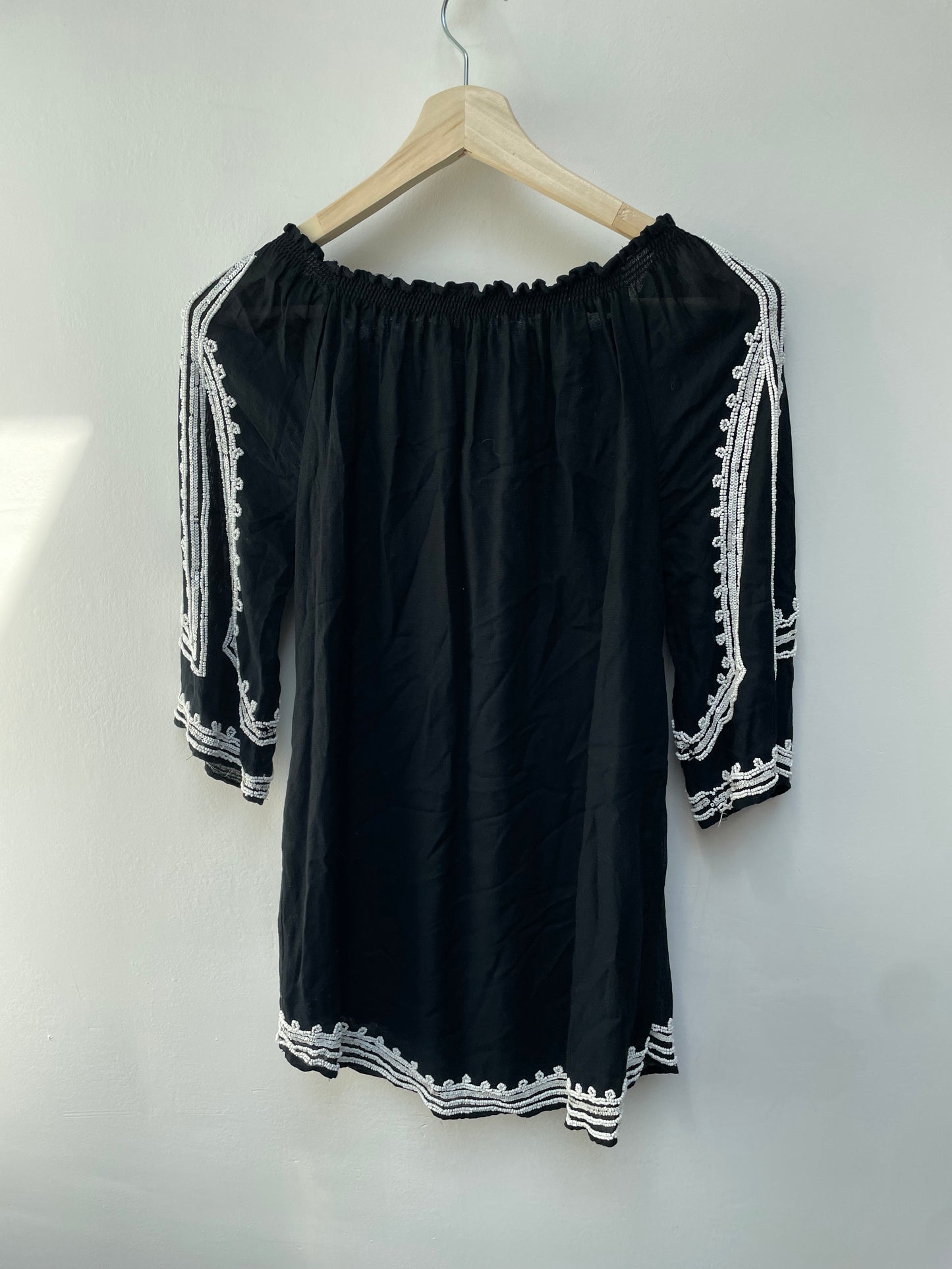Zara zwarte tuniek met kraaltjes maat M