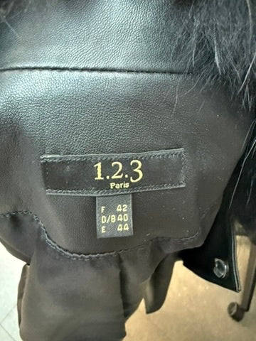 1.2.3. Jasje maat 40 zwart