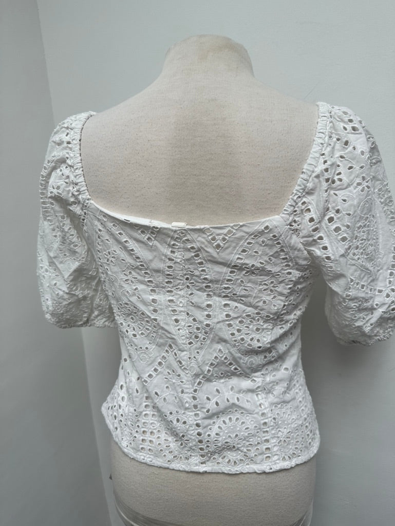 H&M wit bloesje met broderie maat 36