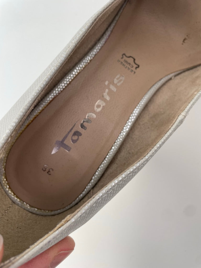 Tamaris zilveren pumps maat 38