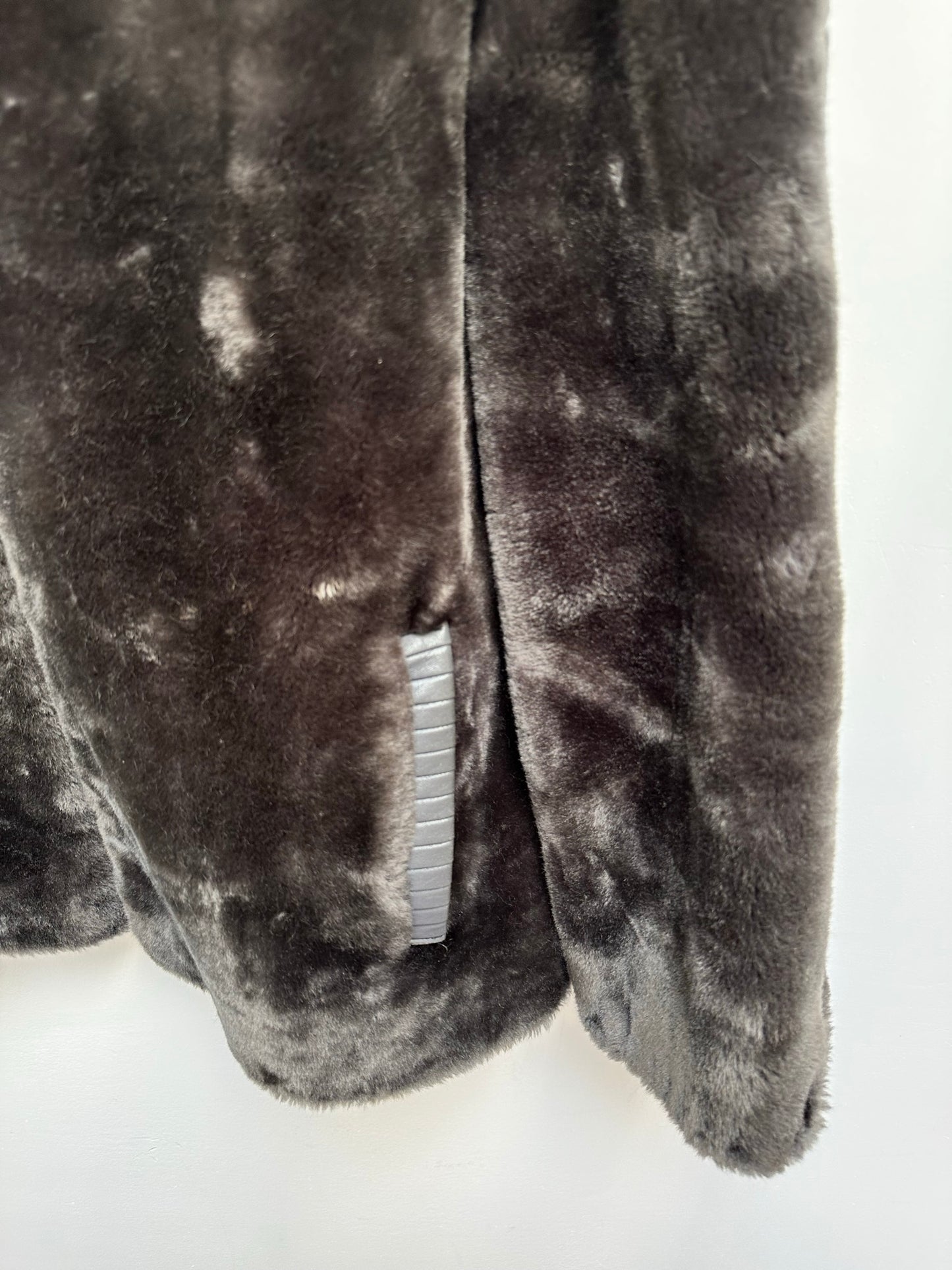 Outerlayers vintage fake fur jas grijs maat XL