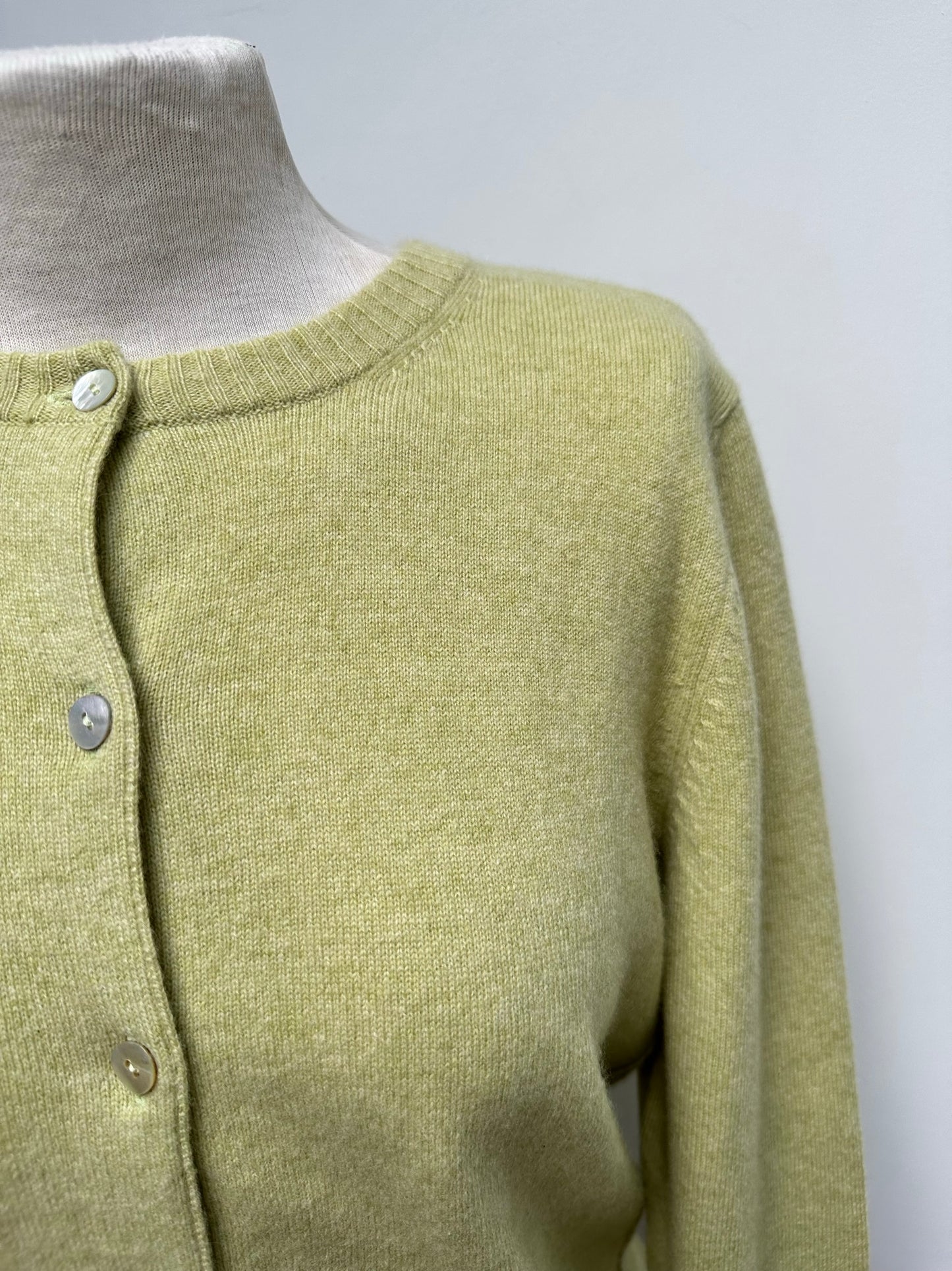Mongol Textile Cashmere vest groen maat L