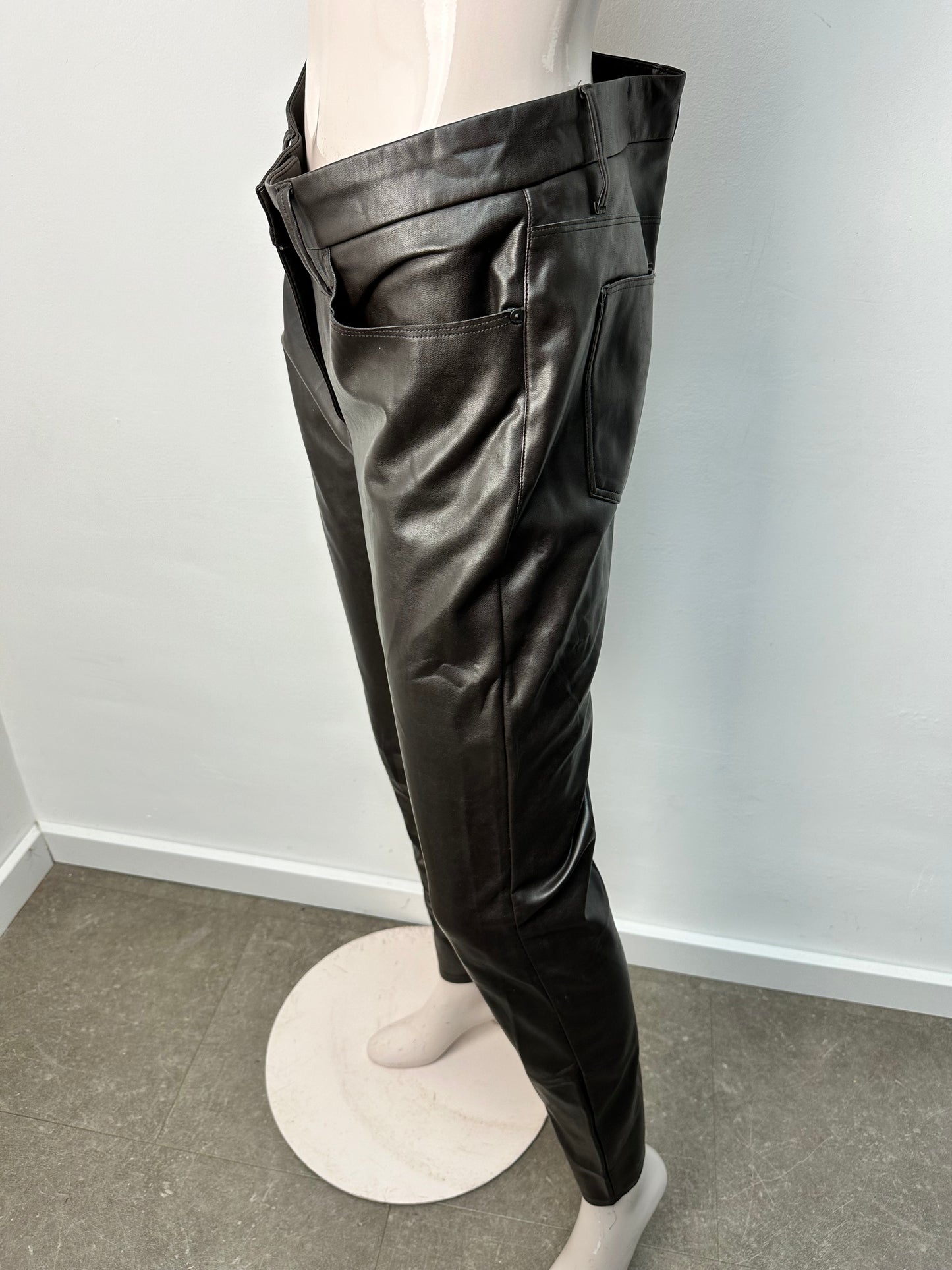Cambio bruine vegan leren broek maat 42