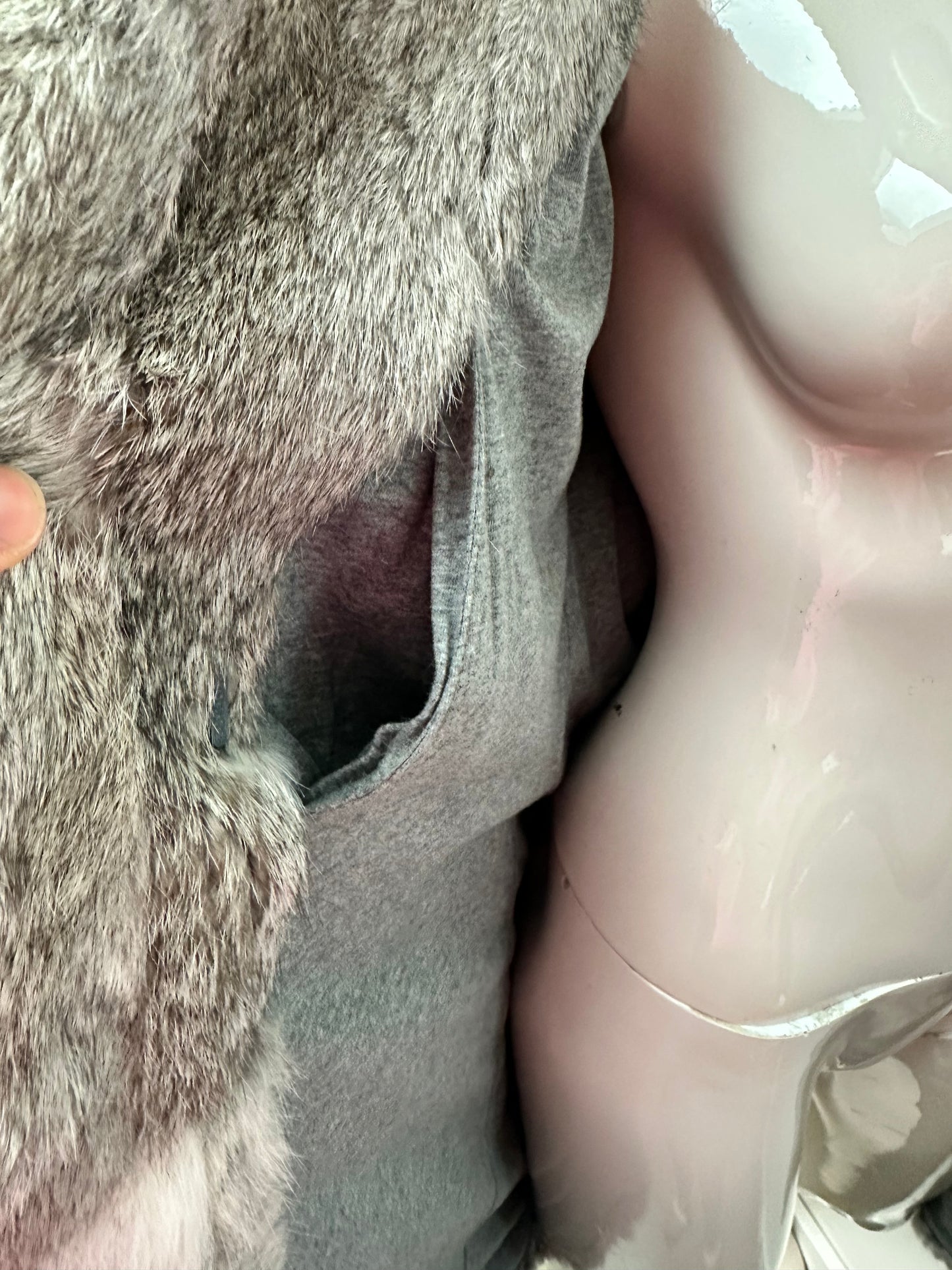 Essentiel Antwerp Fur jas maat 36