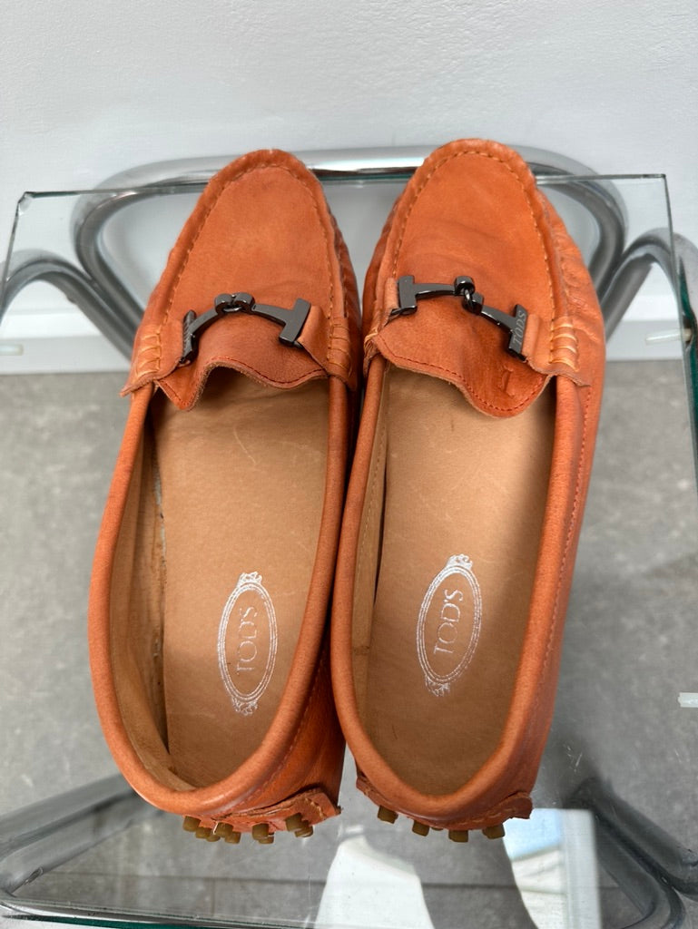 Tod's oranje loafers maat 38