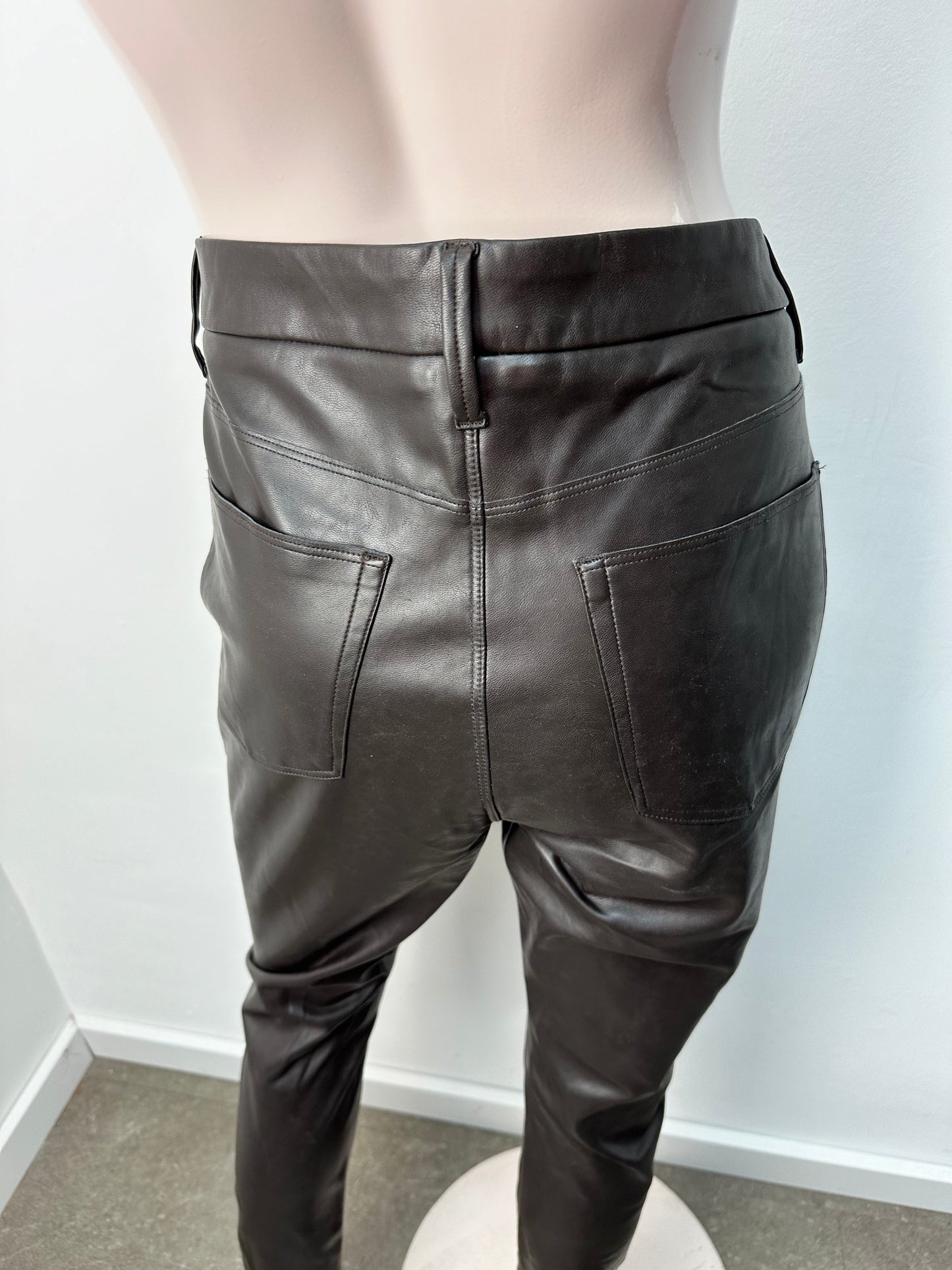 Cambio bruine vegan leren broek maat 42