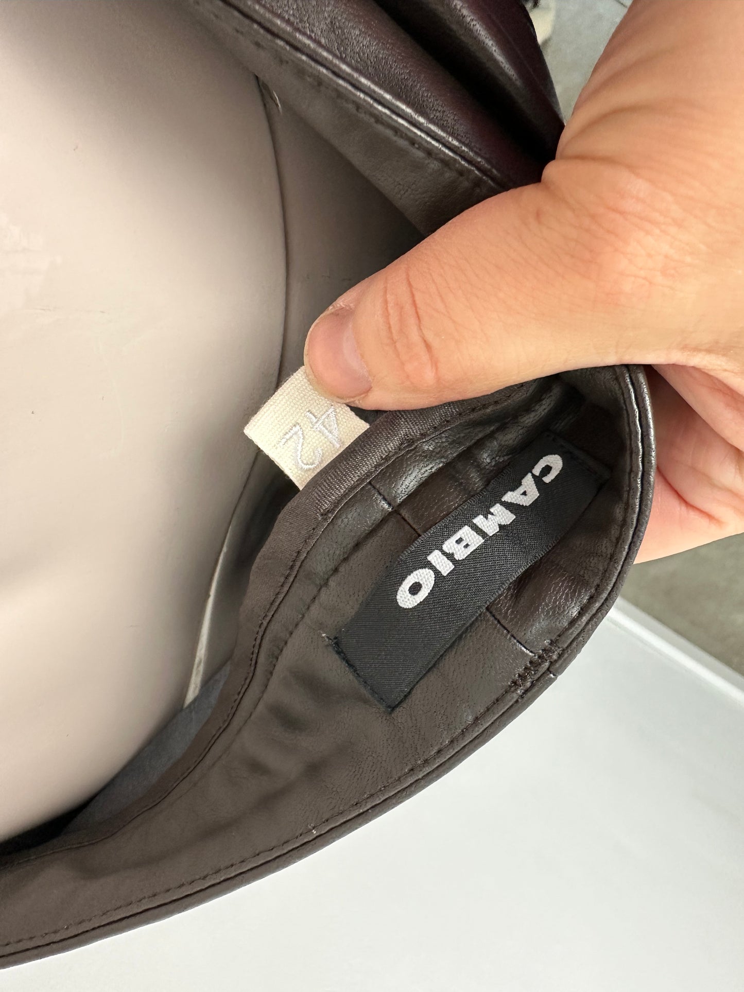 Cambio bruine vegan leren broek maat 42