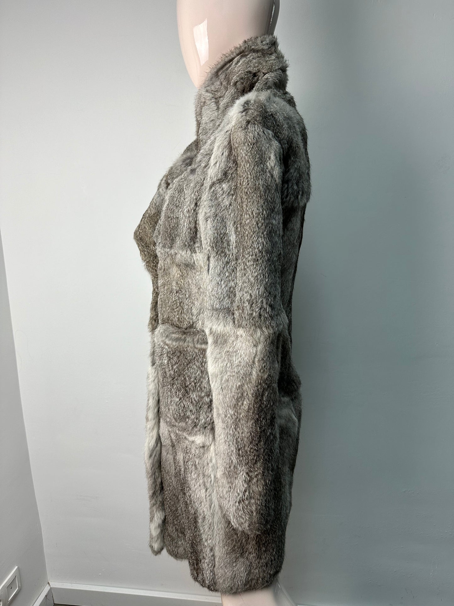 Essentiel Antwerp Fur jas maat 36