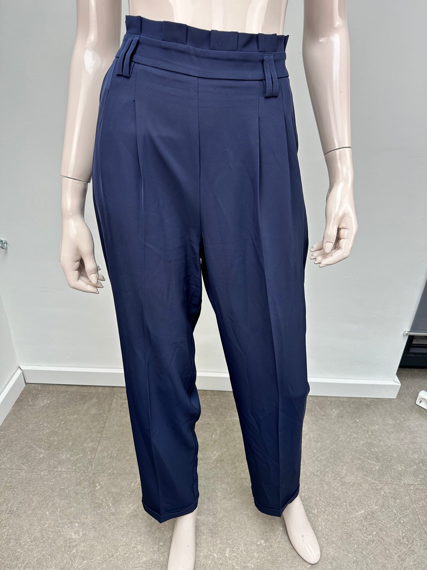 Blumarine donkerblauwe chino maat 38