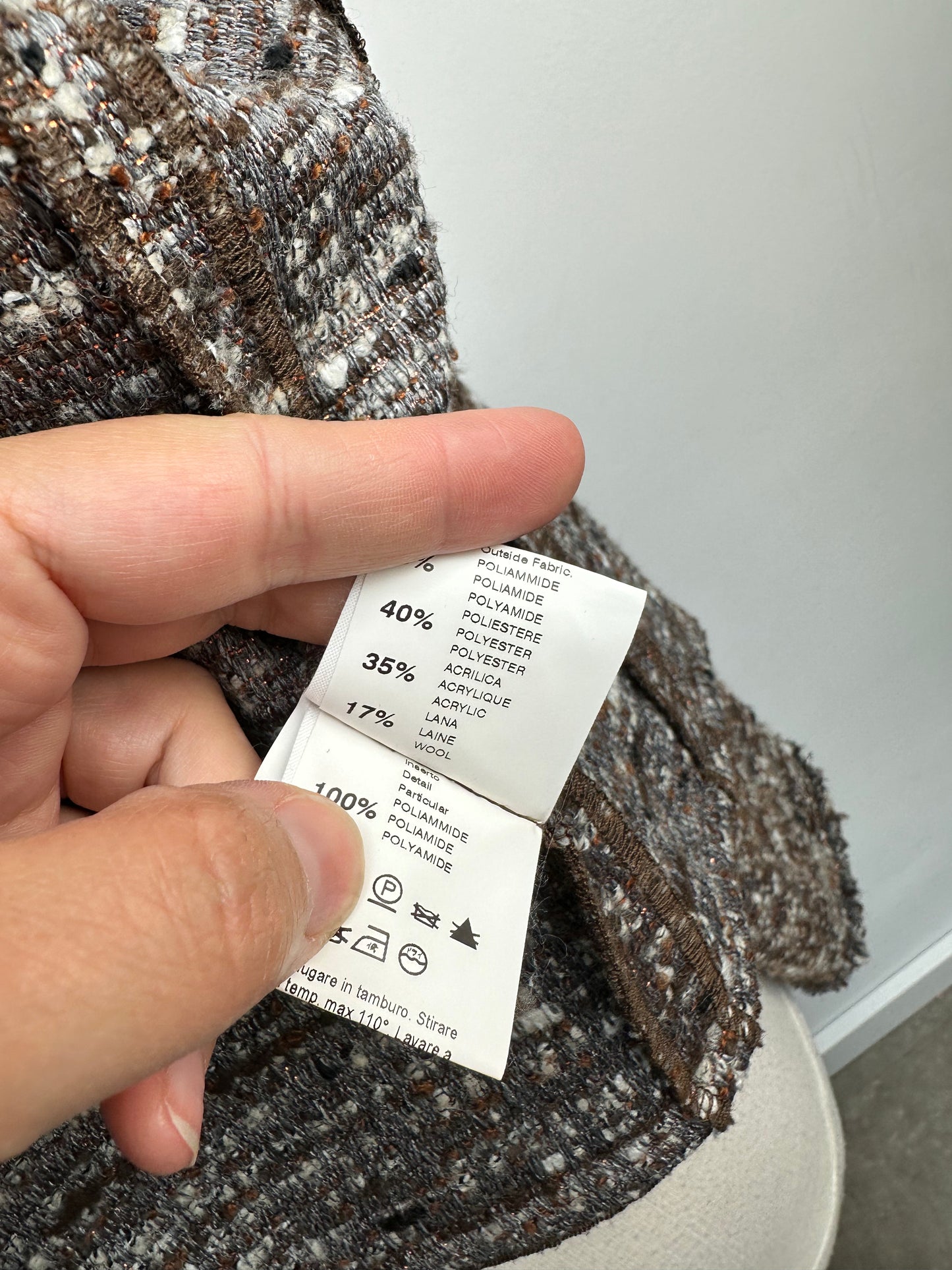 Pinko bruin bouclé jasje met pailletten maat 40