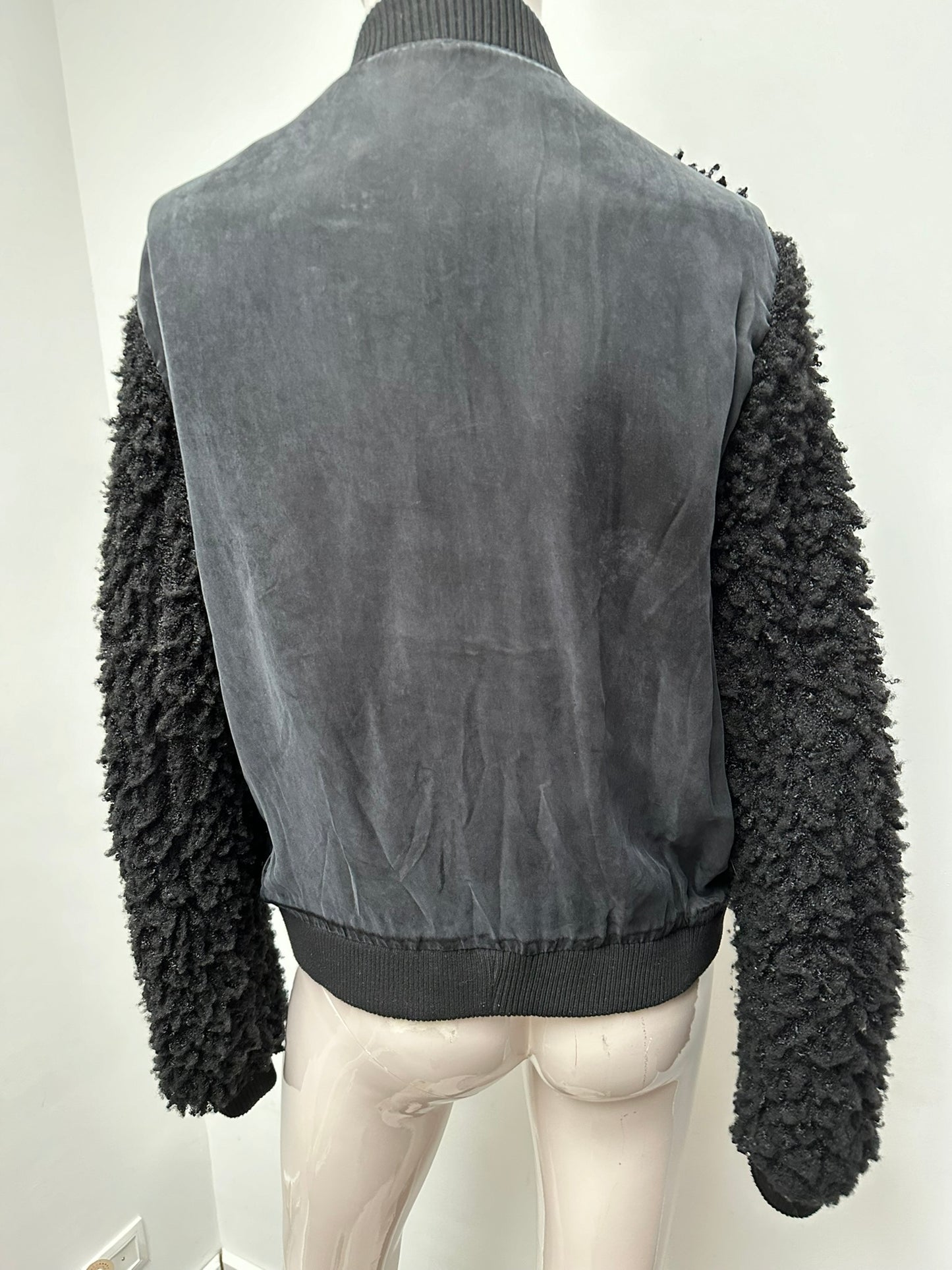 Y.A.S. YAS zwart jasje maat 40