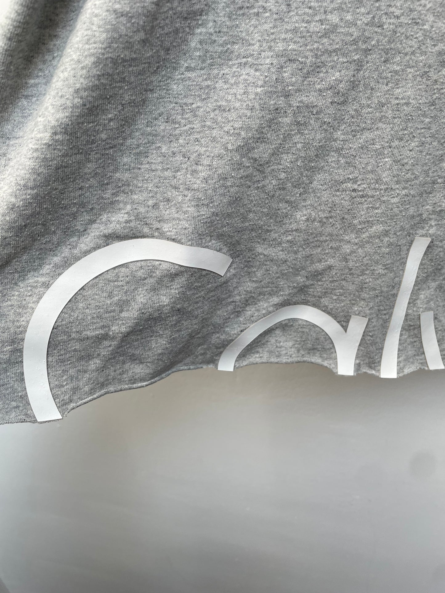 Calvin Klein grijs t-shirt cropped maat M