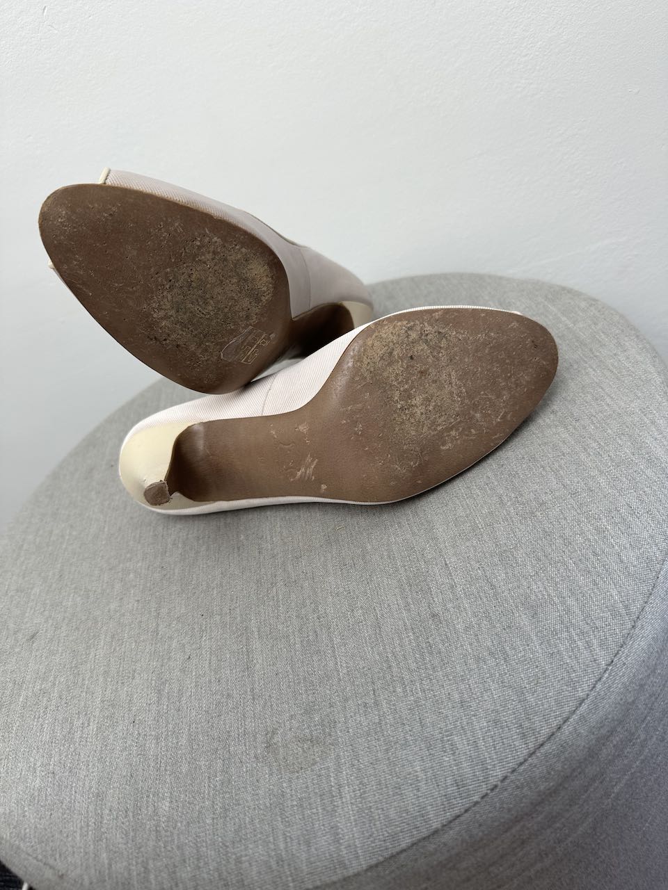 Paule Ka nude pumps met peeptoe maat 39