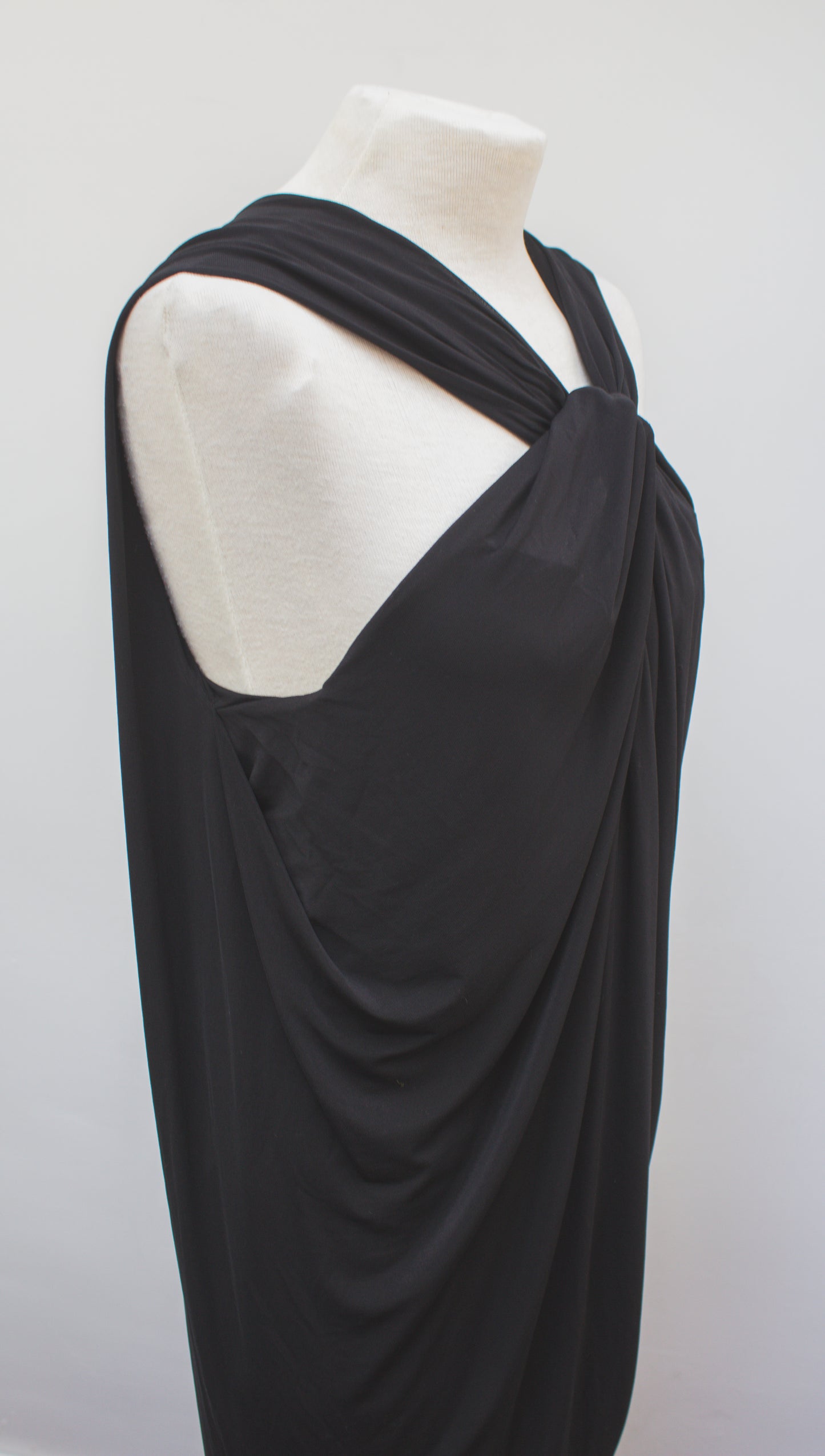 Vanessa Bruno zwart minijurkje met draperie maat 2