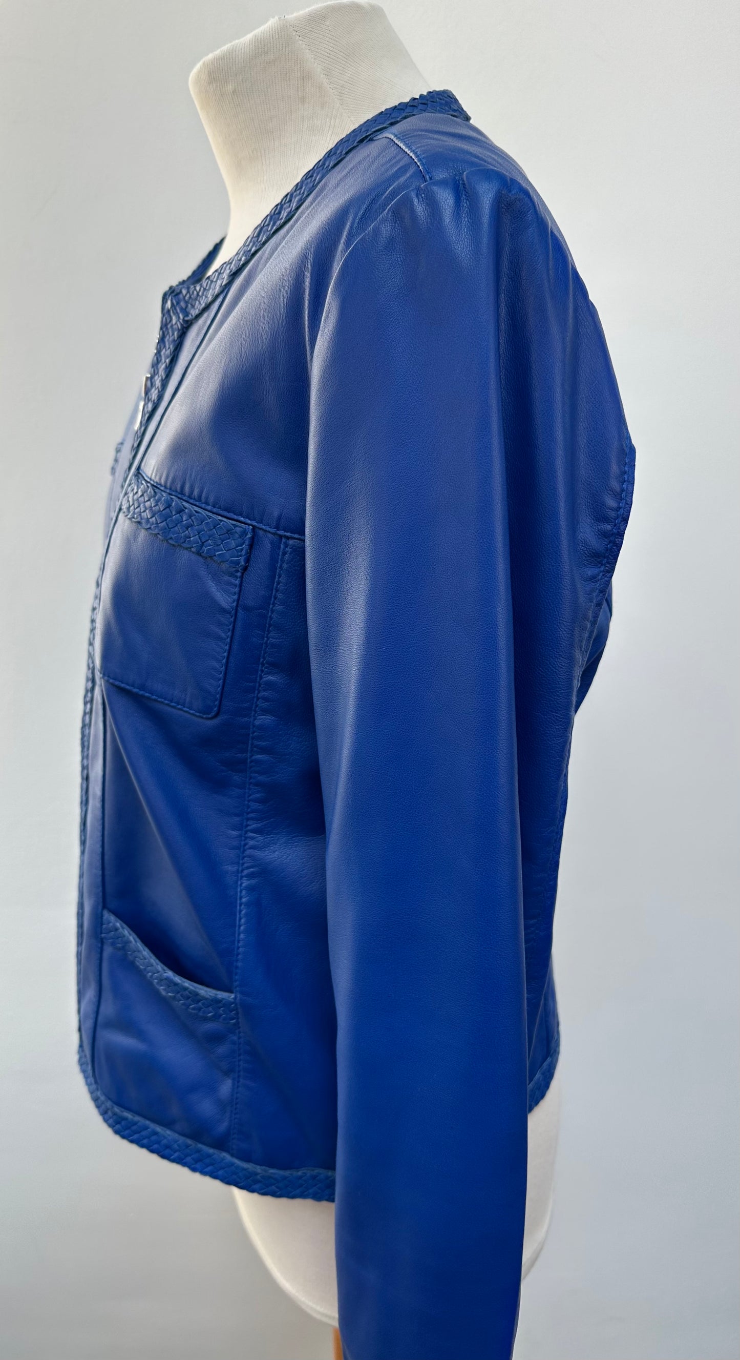Claudia Sträter blauw leren jasje maat 40