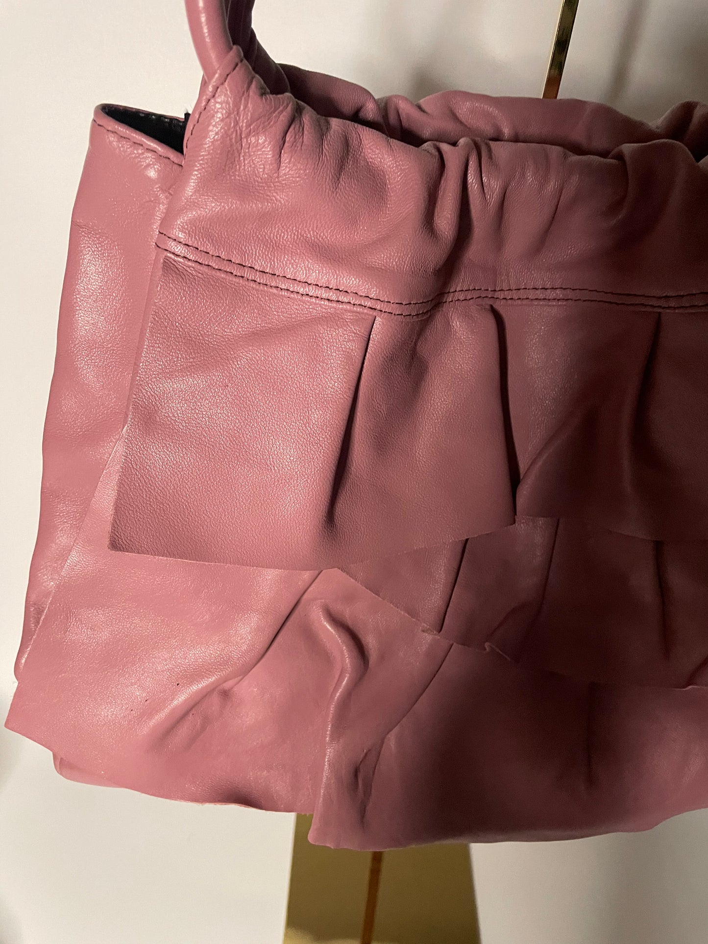 Bekaloo roze lederen schoudertas met fringe