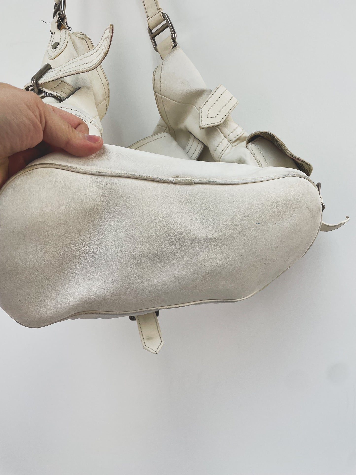 Burberry hobo schoudertas crème