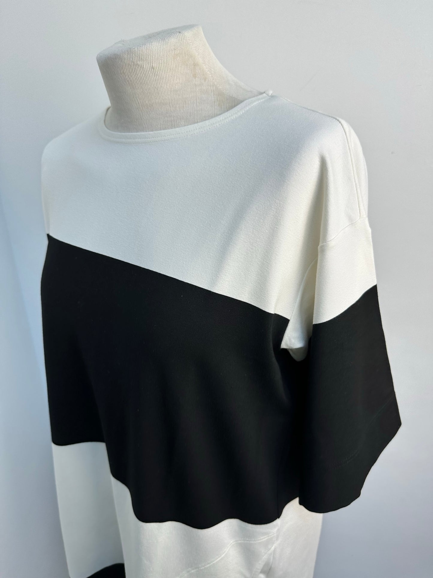 Ritva Falla jurk zwart/wit maat S