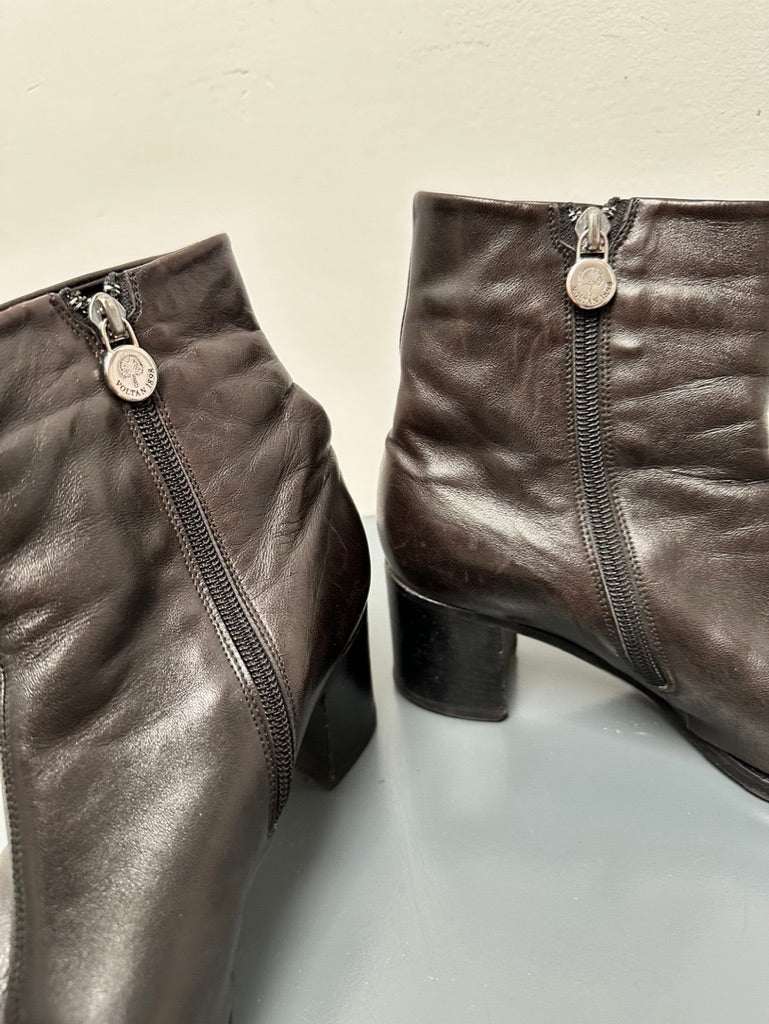 Voltan Laarsjes maat 38,5 zwart