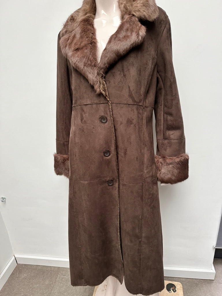 Gerard Darel - Jas - bruin suèdelook, bontkraag en bontmanchetten, lang model - XL