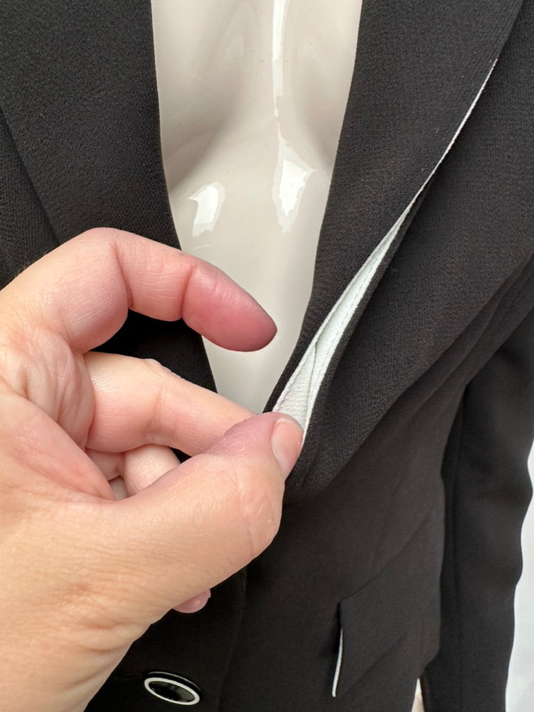 Claudia Sträter Colbert maat 40 zwart