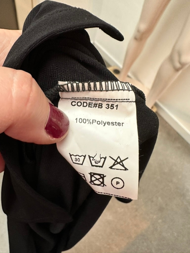 Remake Top maat 40 zwart