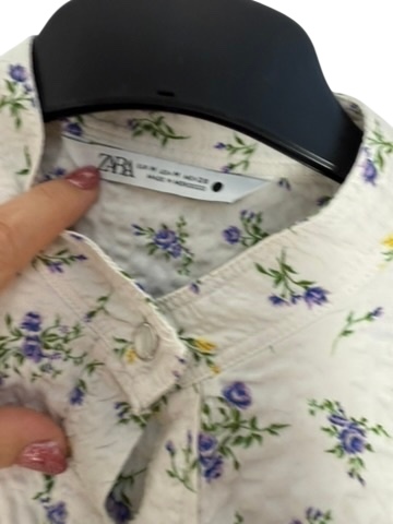 Zara Blouse maat M creme met bloemen