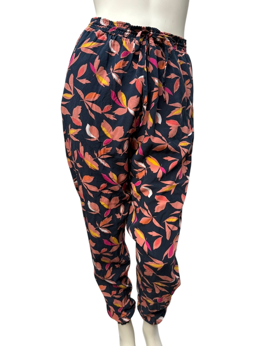 ESSENTIEL ANTWERP Broek maat L Donkerblauw met kleurrijke bladprint in roze, oranje, geel en wit