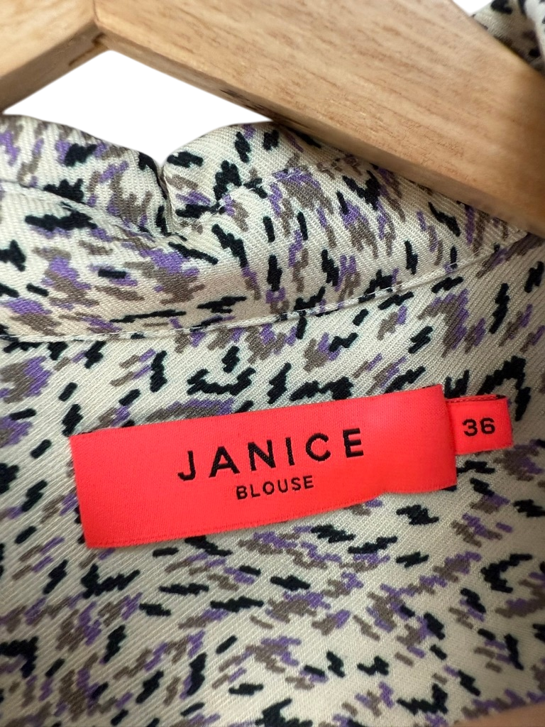 Janice Blouse maat 36 Beige met zwart patroon