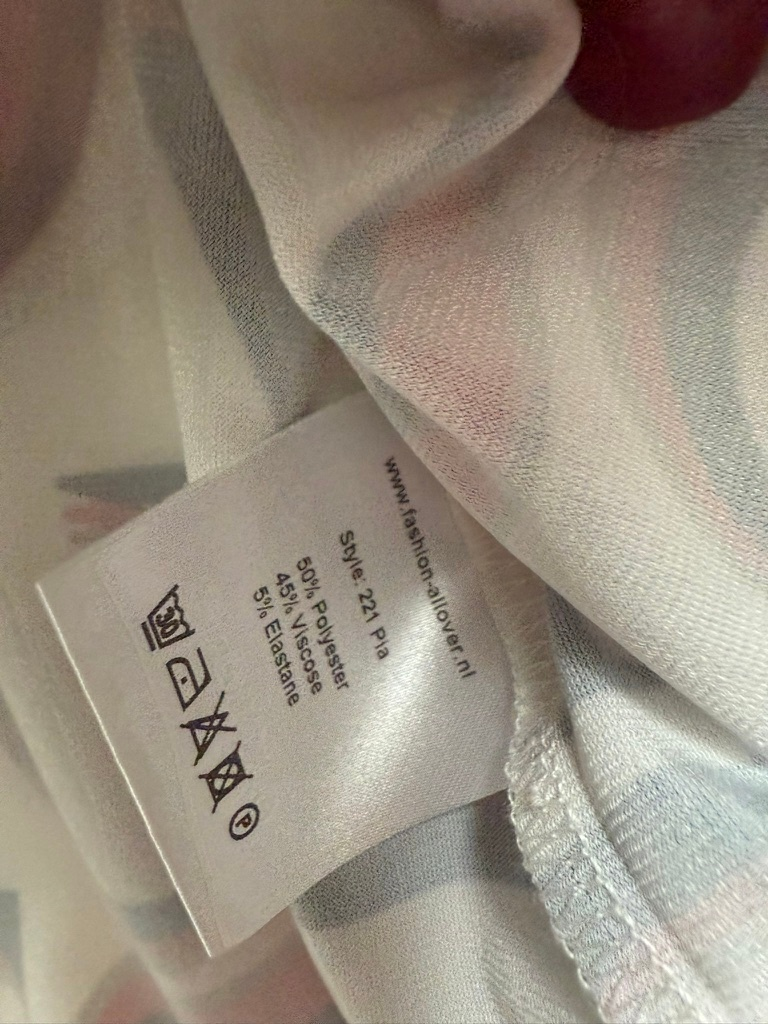 Zoso Blouse maat M Wit met rood en zwart