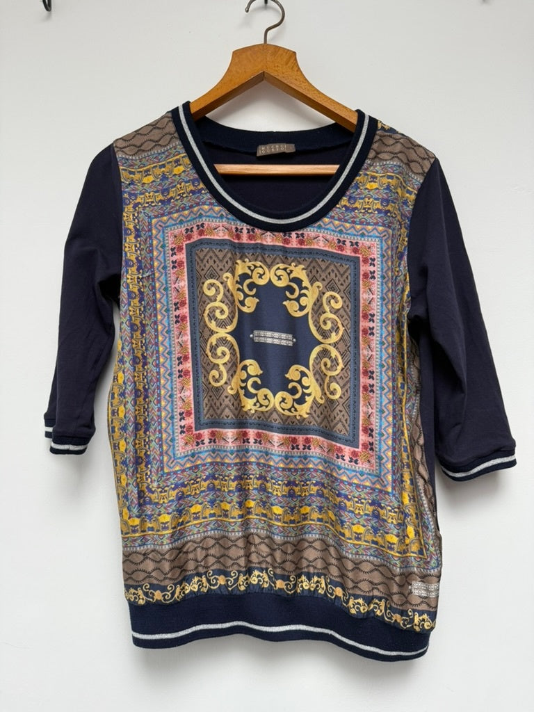 Mucho Gusto Top maat L donkerblauw