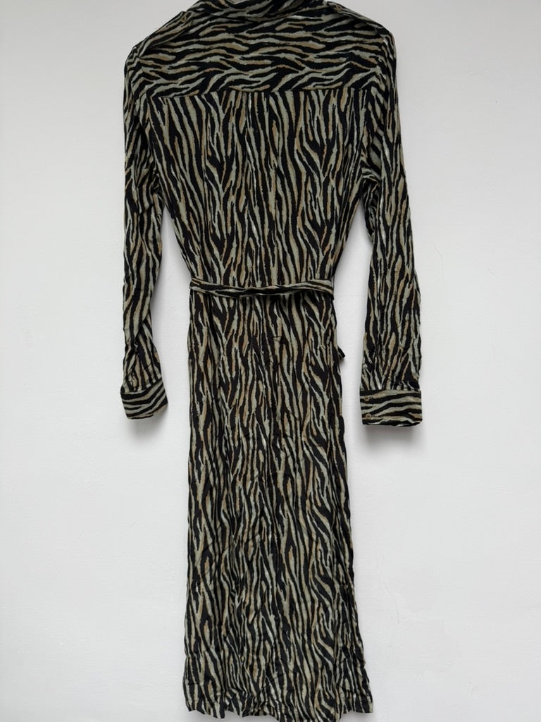 Garcia Jurk/Trui maat S groen, zwart