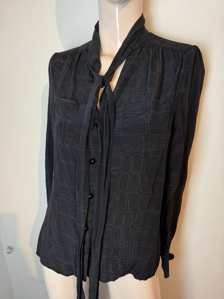 laundry industry Blouse maat M Zwart met een geometrisch patroon in lichtbruin