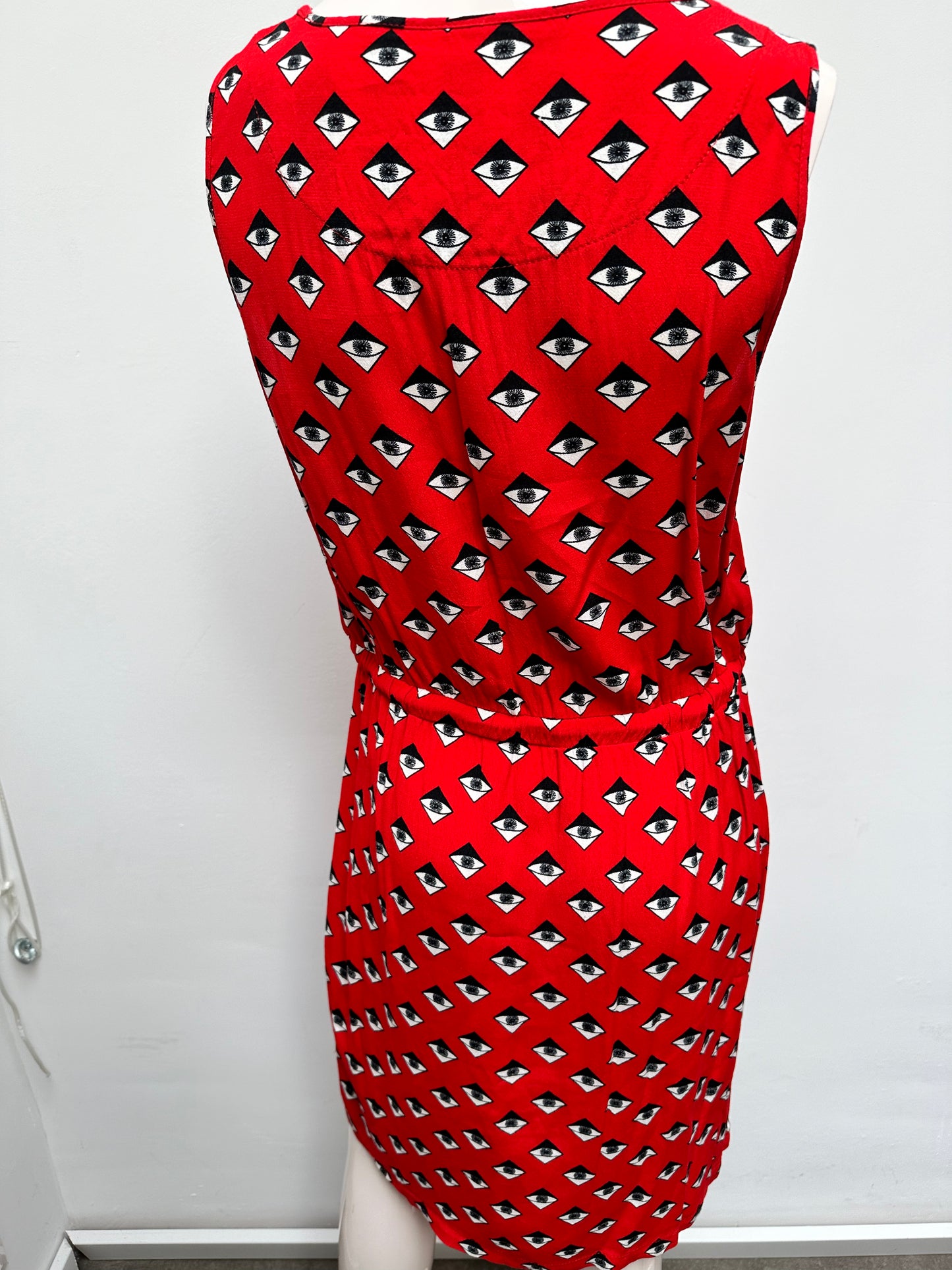 Nümph rood jurkje met print maat 40