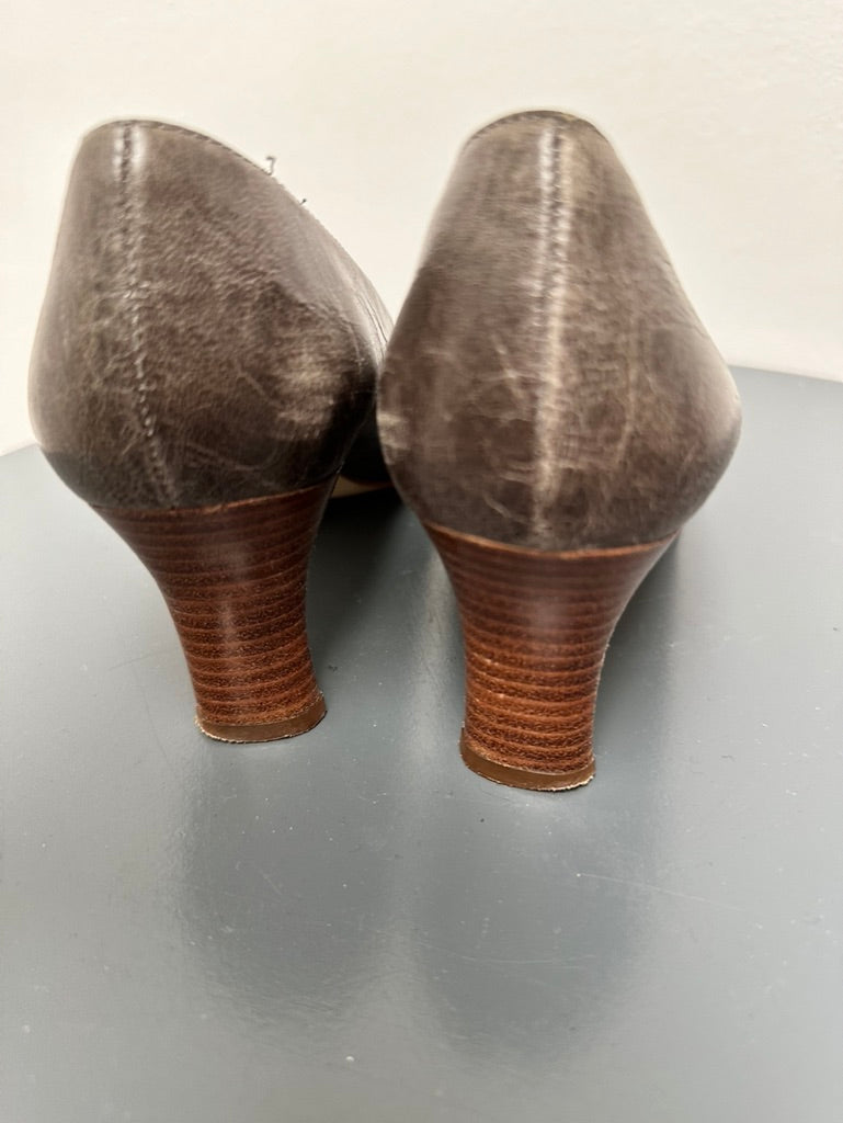 Omoda grijze pumps maat 36