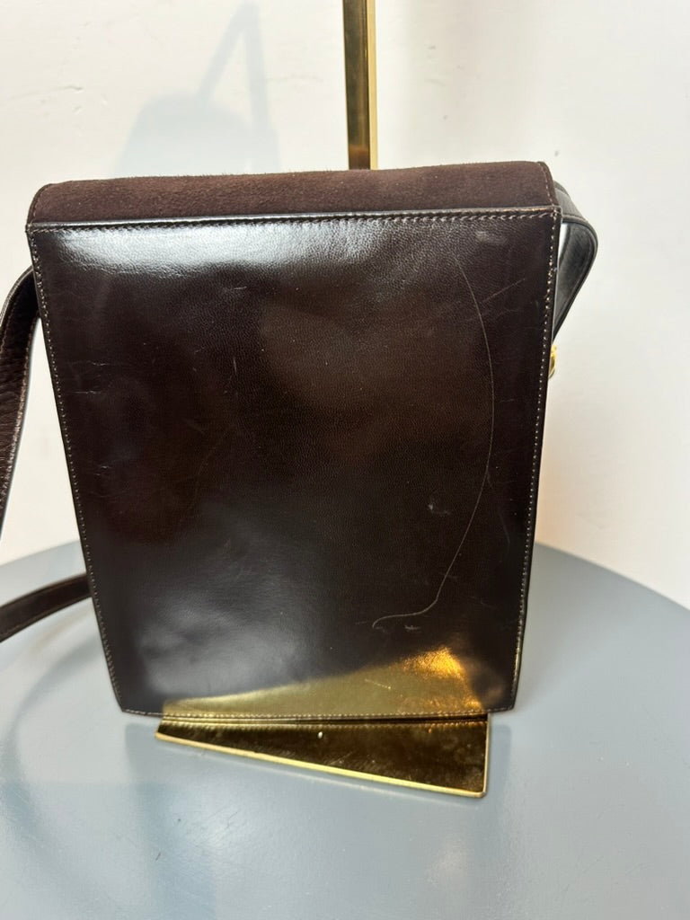 MAB STUDIO - Schoudertas - bruin leer, flap met metalen gesp, contrasterende stiksels - 1 maat