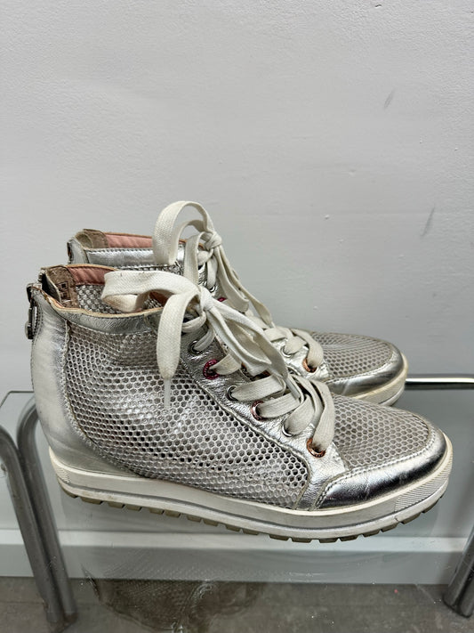 Marc Cain zilveren mesh sneakers maat 40