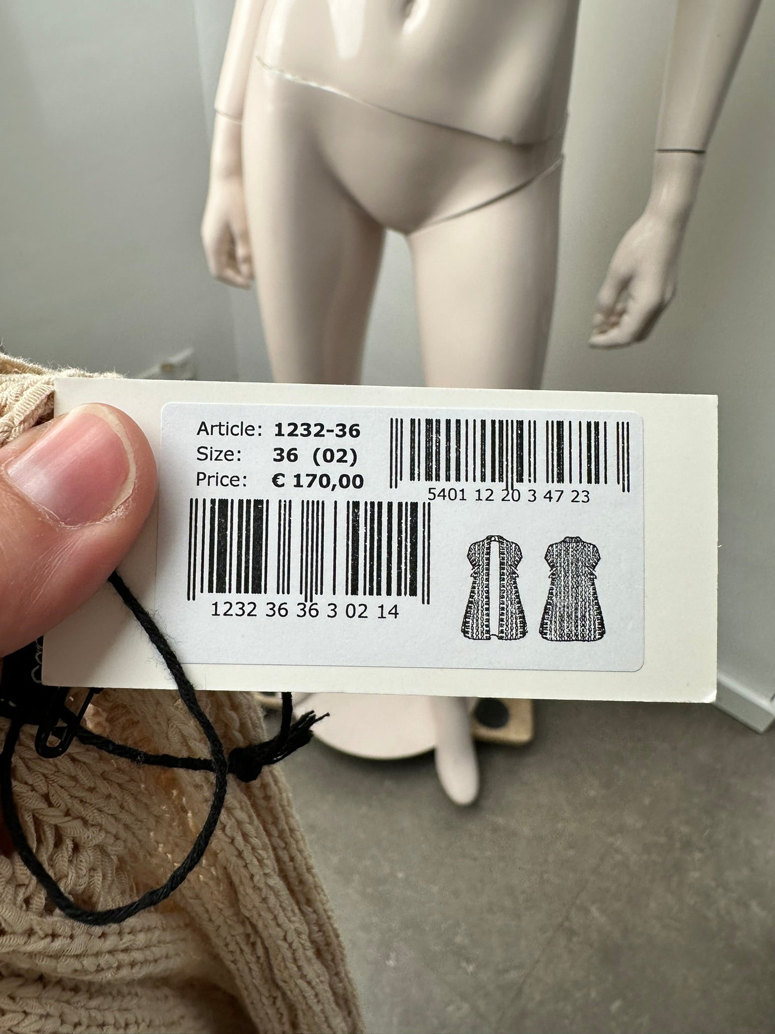 Caroline Biss mouwloos vest maat 36