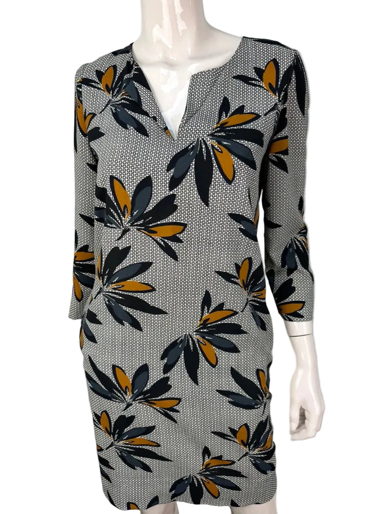 Essentiel Antwerp Jurk met V-hals Maat 34