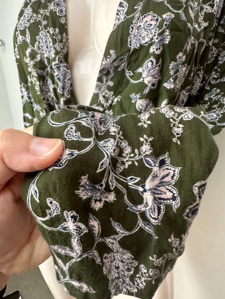 Rosemunde groene longsleeve overslag maat L