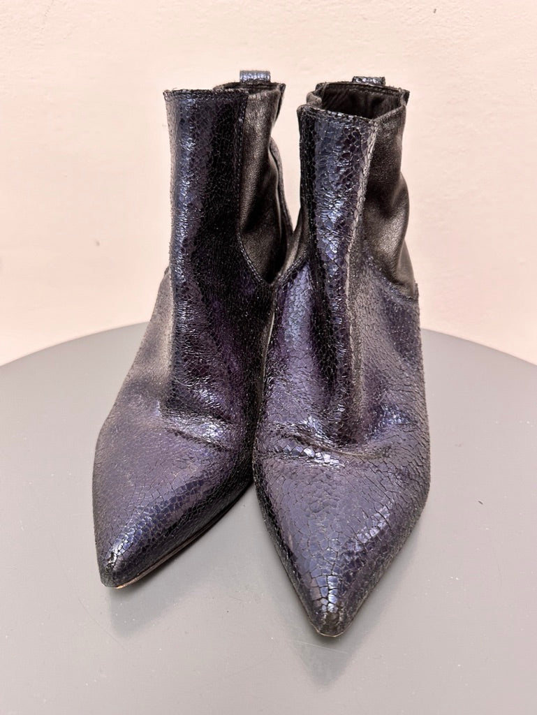 Malo blauwe metallic enkellaarsejs met hak maat 36