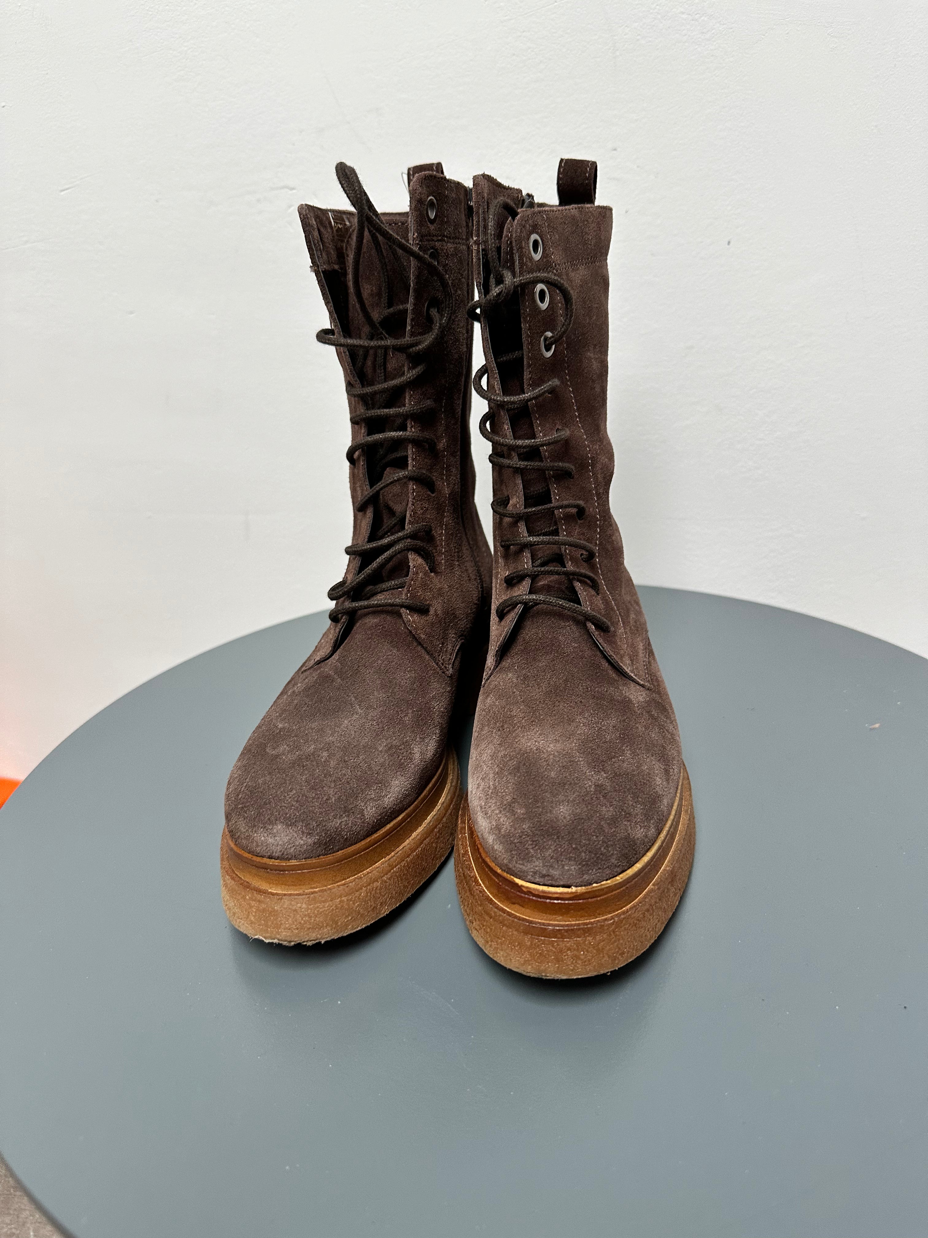Capobello bruine veterlaarsjes suede maat 36
