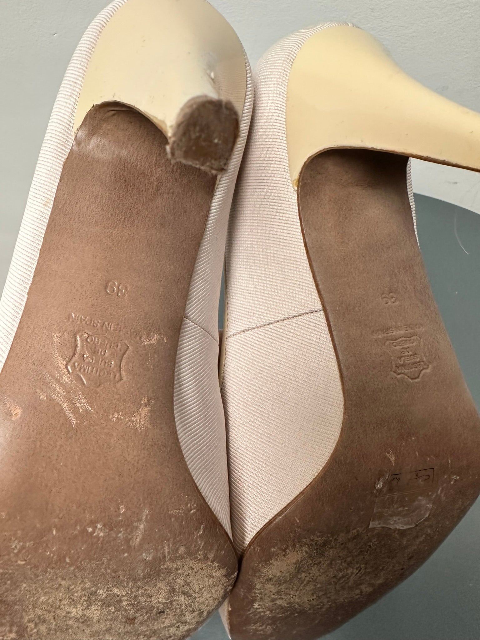Paule Ka nude pumps met peeptoe maat 39