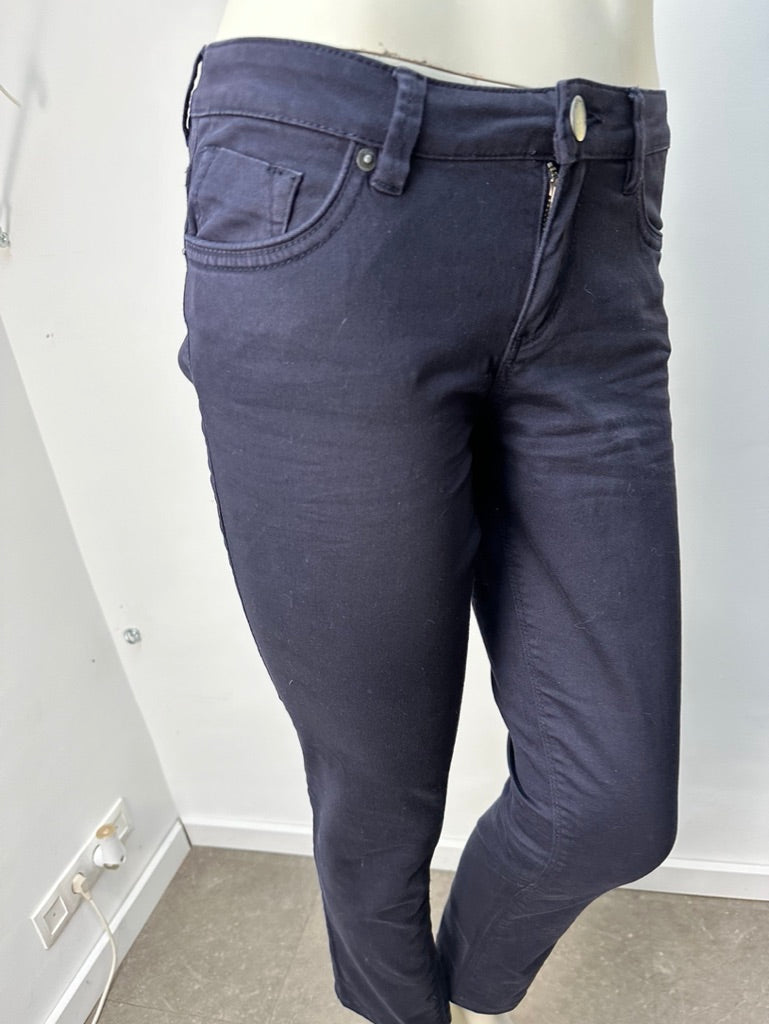 Q.S. Broek maat 36-34 donkerblauw