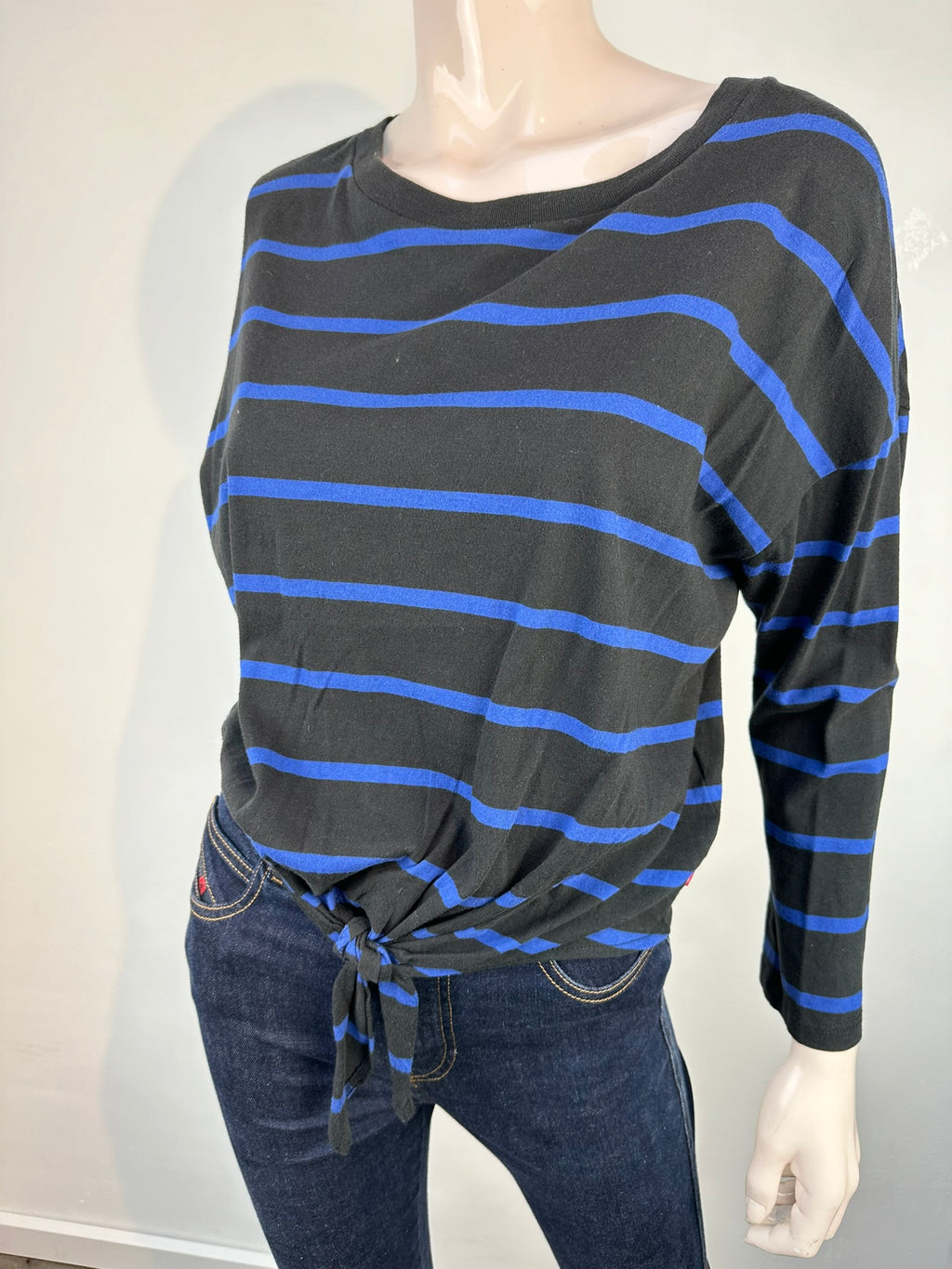 Levi's longsleeve maat XS