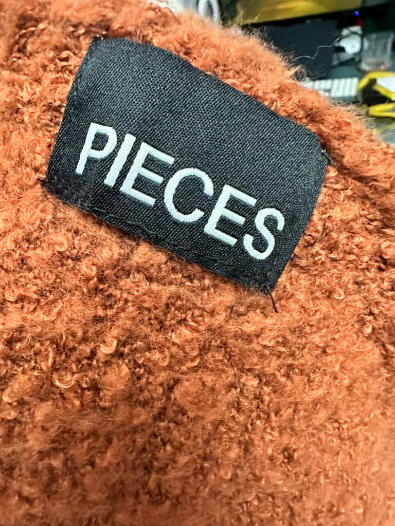 Pieces Omslagdoek bruin