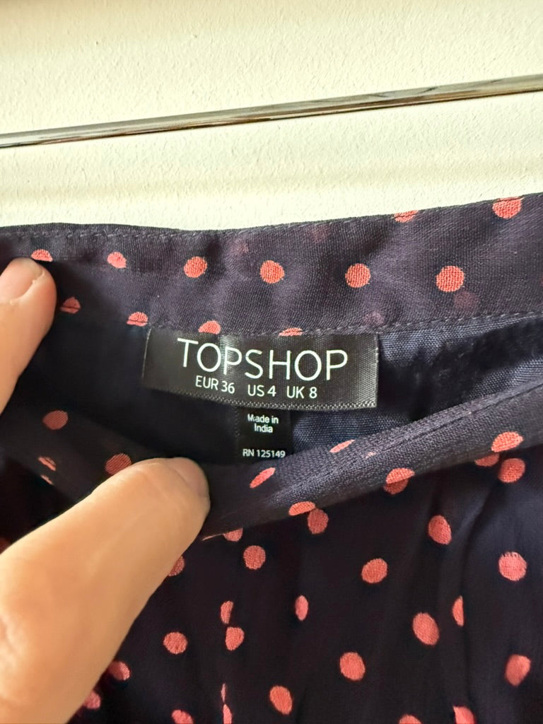 TOPSHOP - Short - blauw met roze stippen, losse pasvorm, steekzakken - S