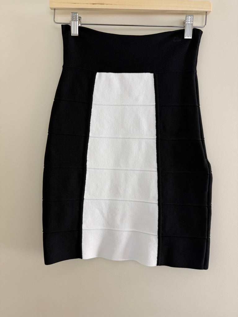 BCBGMAXAZRIA - Rok - zwart-wit, contrasterend paneel voor, hoge taille - S