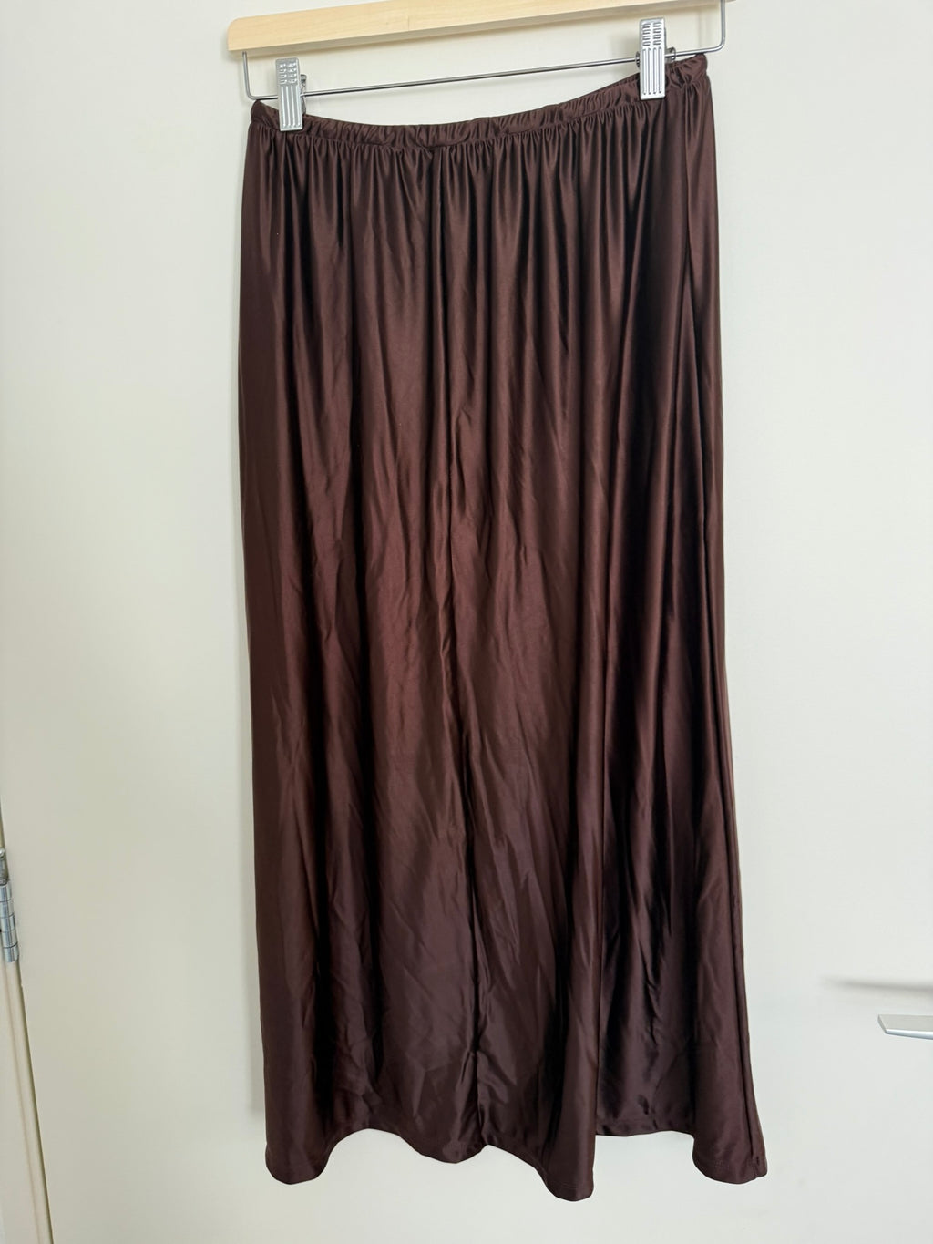 H&M - Rok - bruin, satijnlook, elastische tailleband - XS