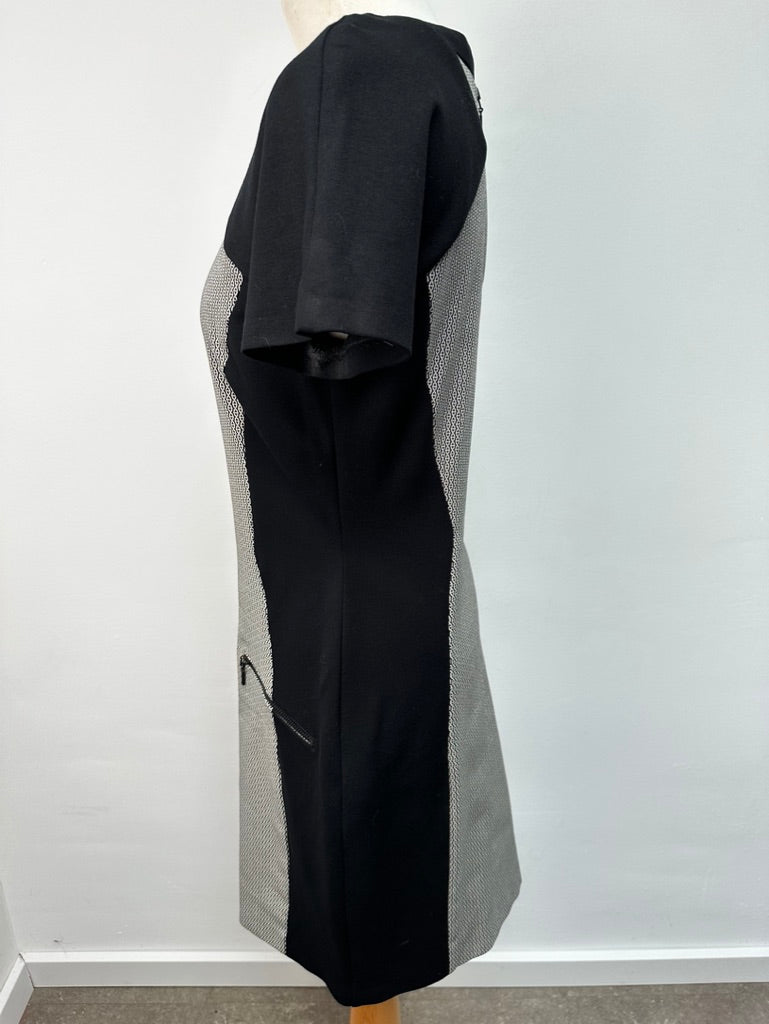 Expresso jurk in zwart/wit maat 38